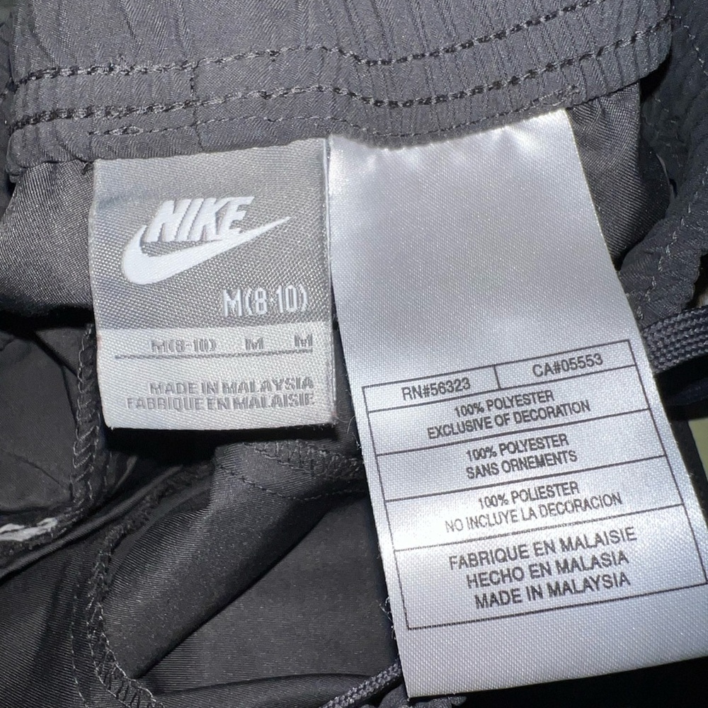 Nike Pants - Picture 4 of 4